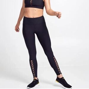 Soulcycle Soul Size Small Black Front Cutouts High Elastic Waist Band Leggings